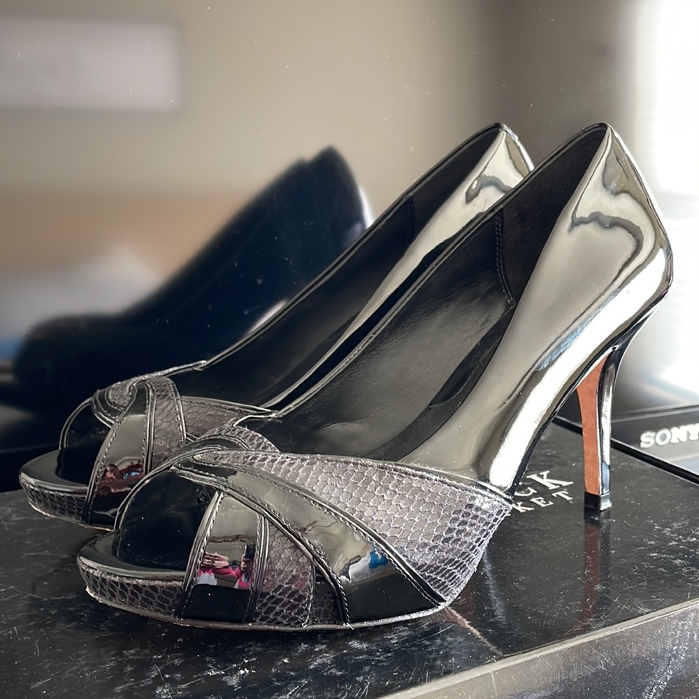 WHBM Cecile Black Heels, size 9